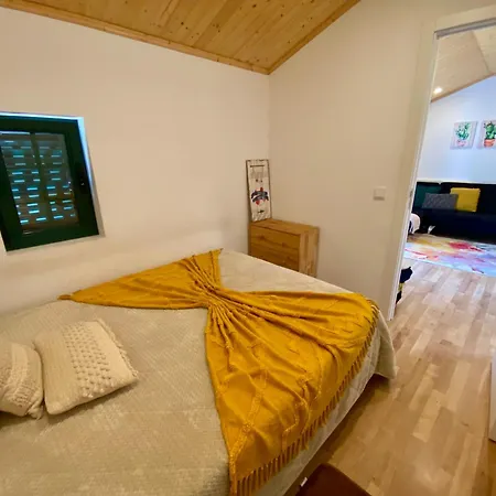 Casa Do Penedo - Um Segredo Na Serra Da Estrela *