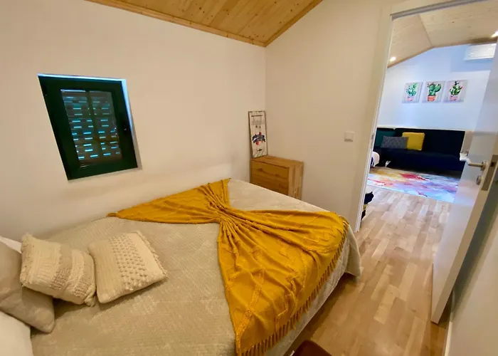 Casa Do Penedo - Um Segredo Na Serra Da Estrela *